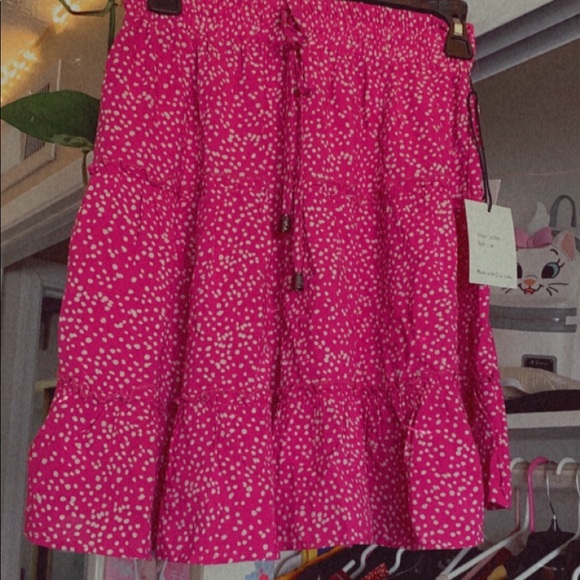 🌷✨BRAND NEW JAPNA DITSY MAGENTA SKIRT✨🌷 - Picture 1 of 4